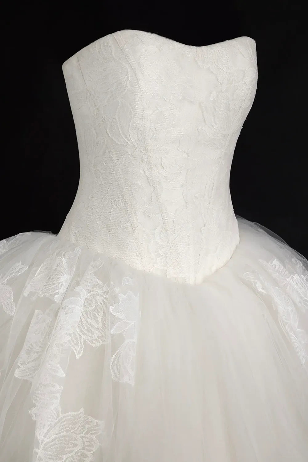 Vera Wang Lisbeth with Veil 8