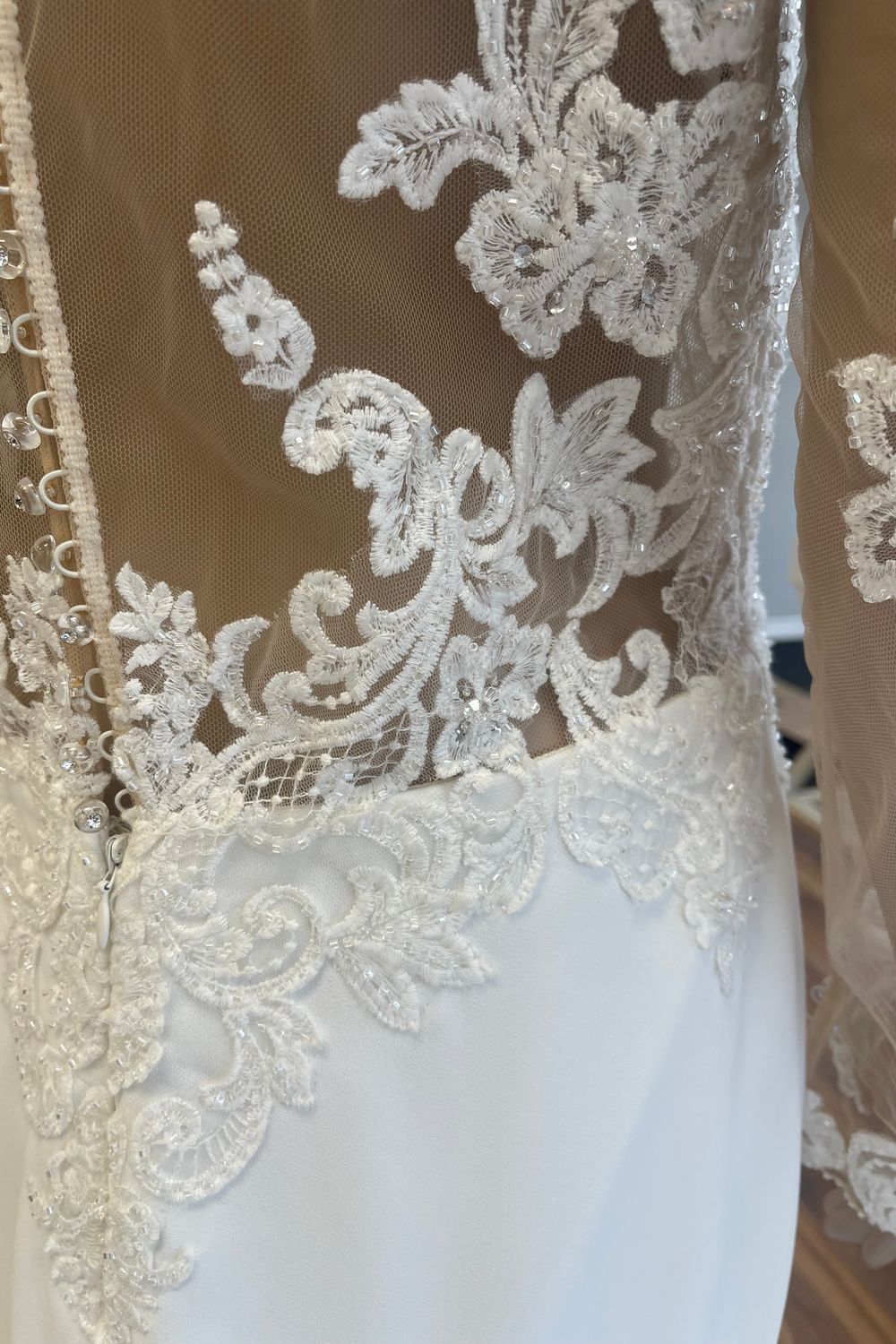 Pronovias ERANDI long sleeves 10