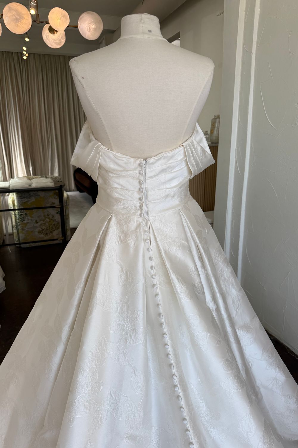 Essense of Australia D4187 6