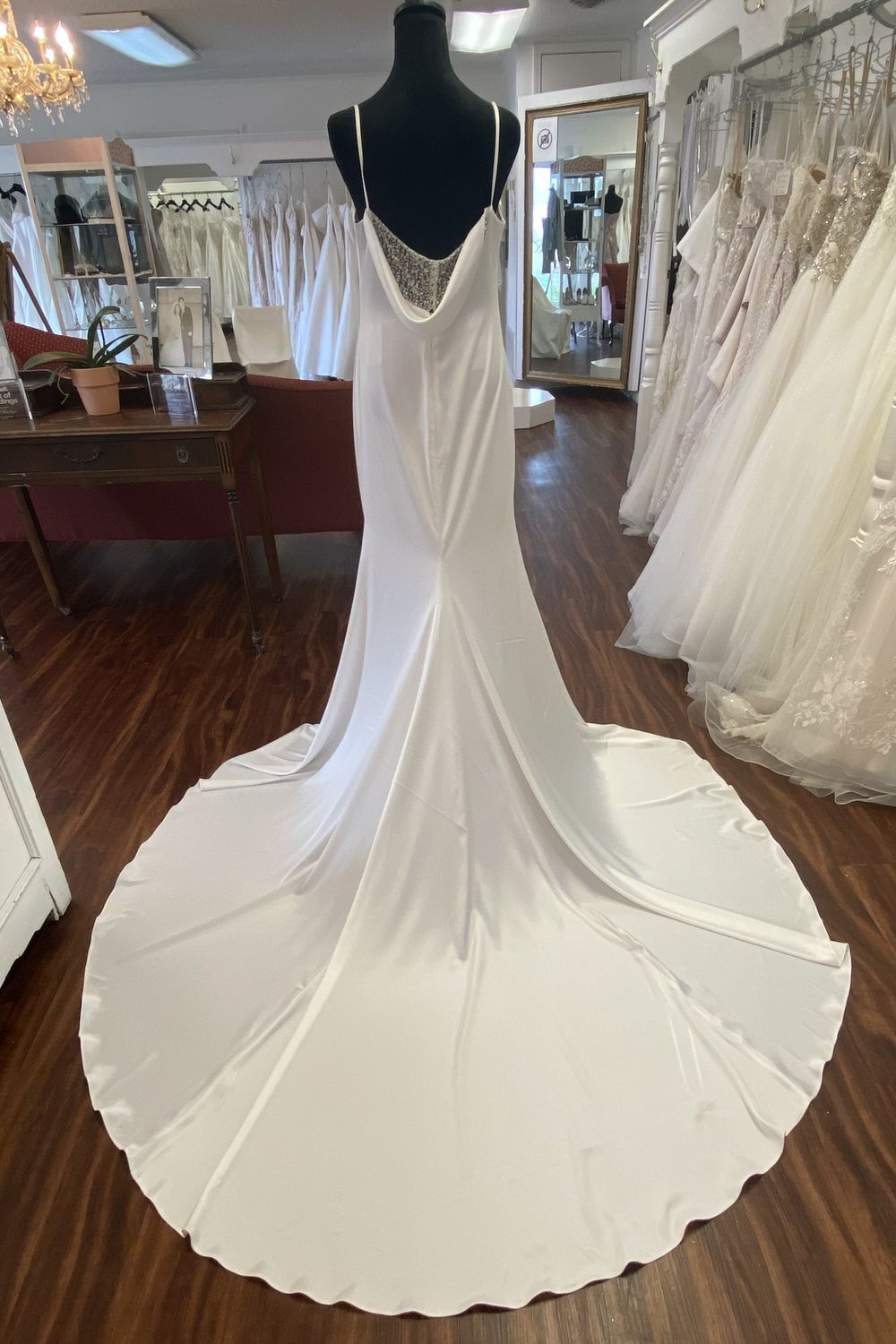 Pronovias Ash 2