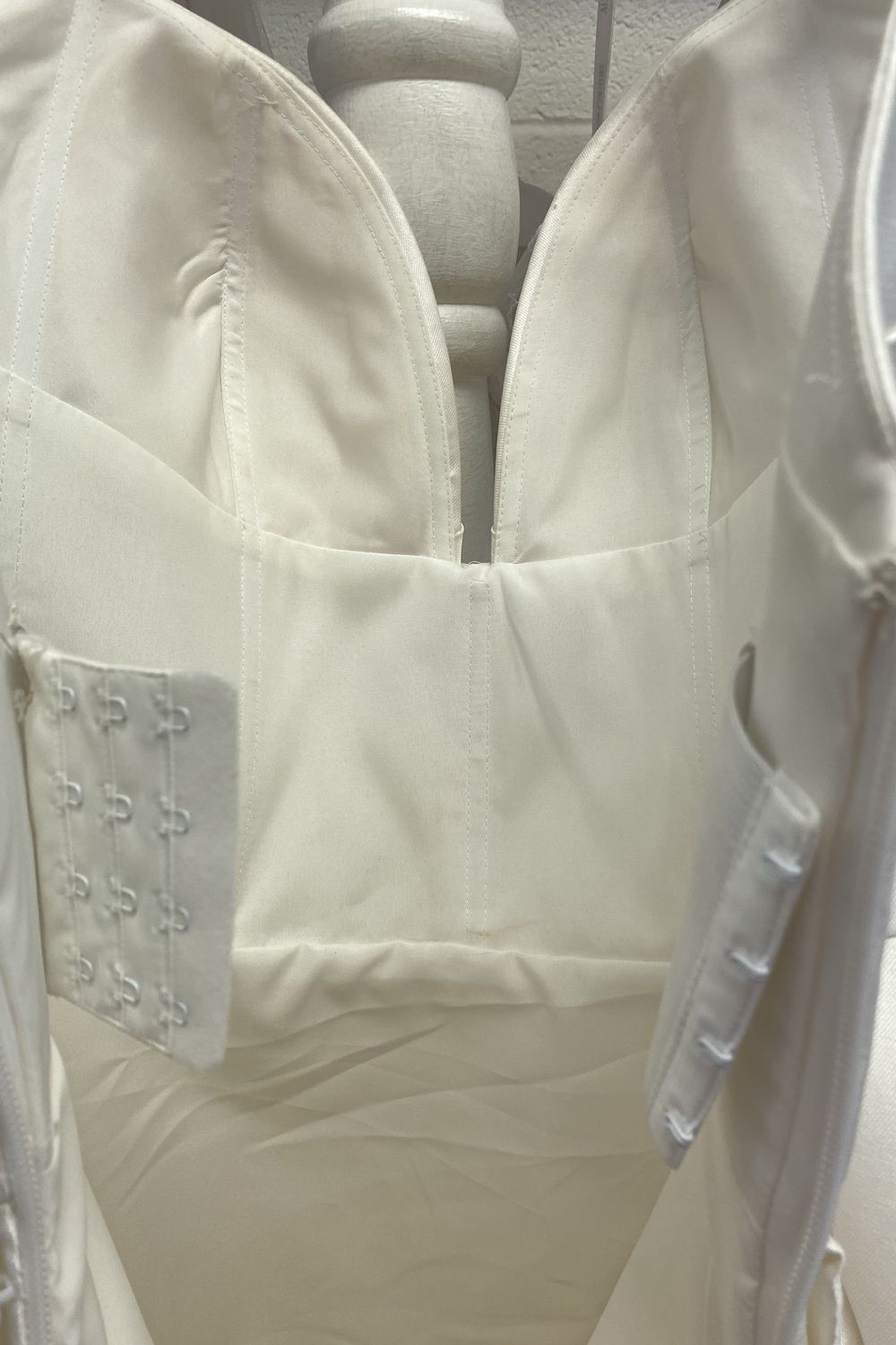 Allure Bridals E300 11
