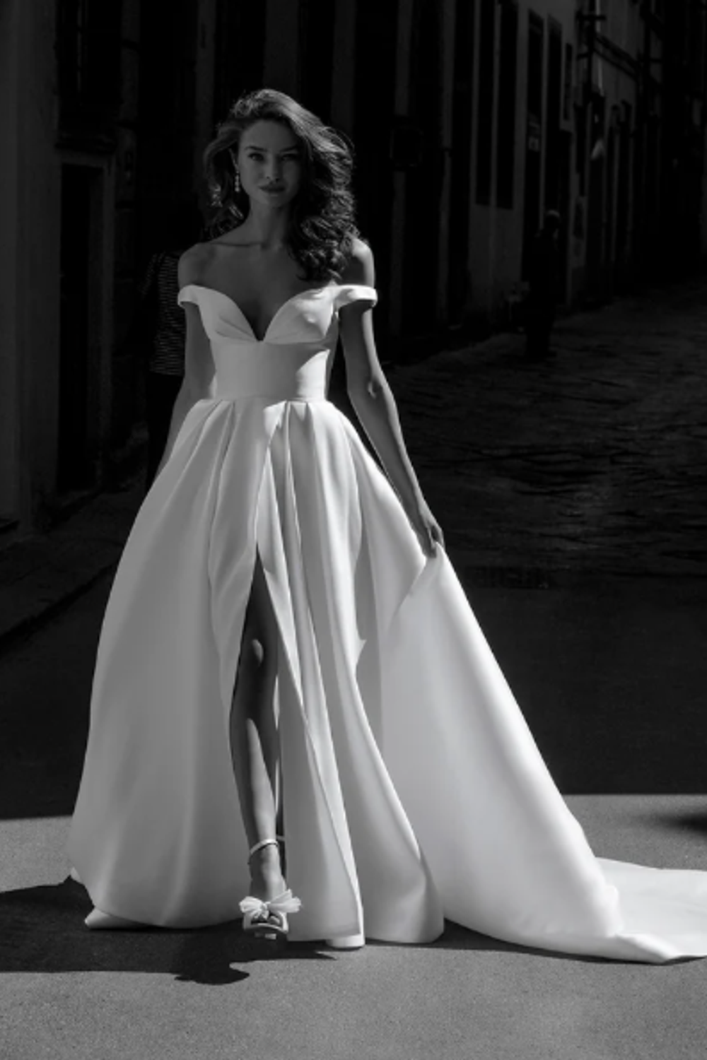 Allure Bridals E300 4