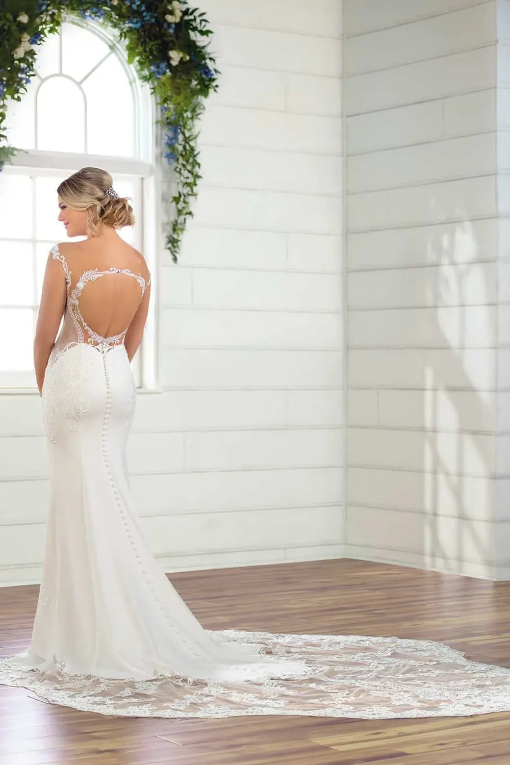 Essense of Australia D2849 1