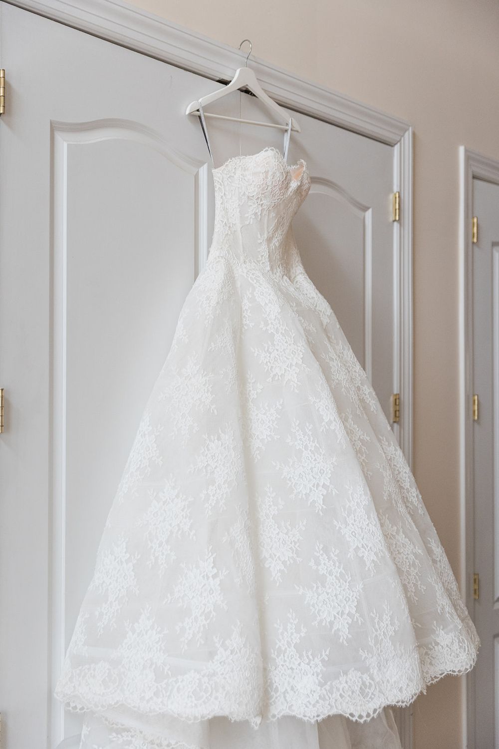 Monique Lhuillier Alexandra with Veil 4