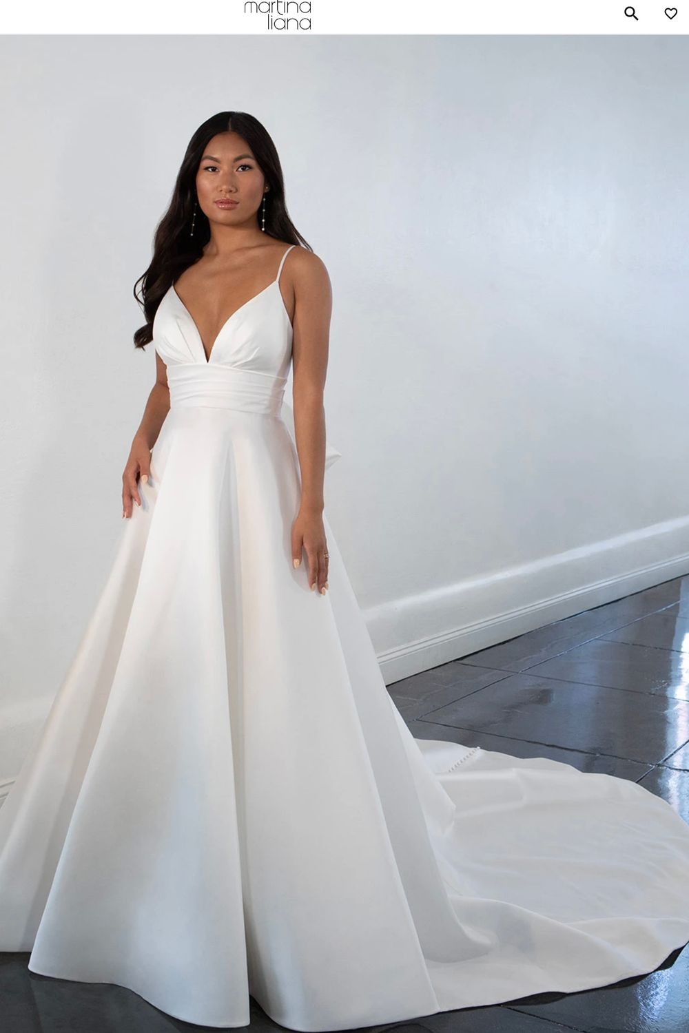 Never Worn Martina Liana Style 1560 Wedding Dress