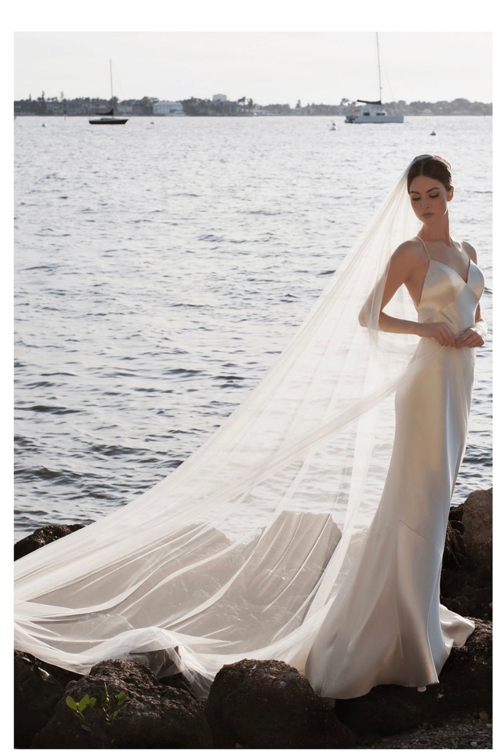Paloma Blanca P5150 with Veil 7