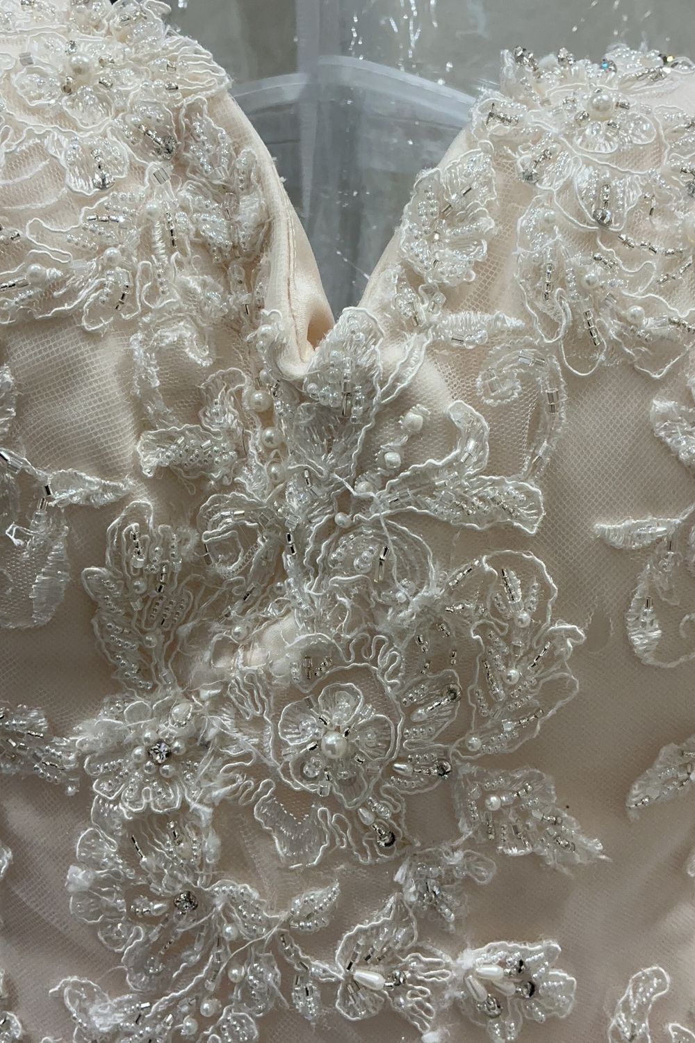 Demetrios 620 10