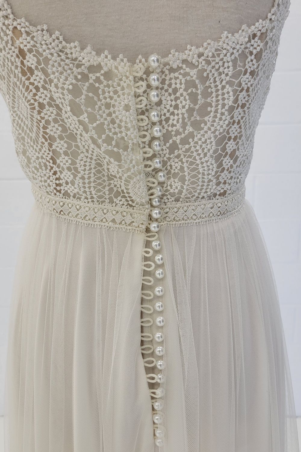 Flora Bridal Laura 8