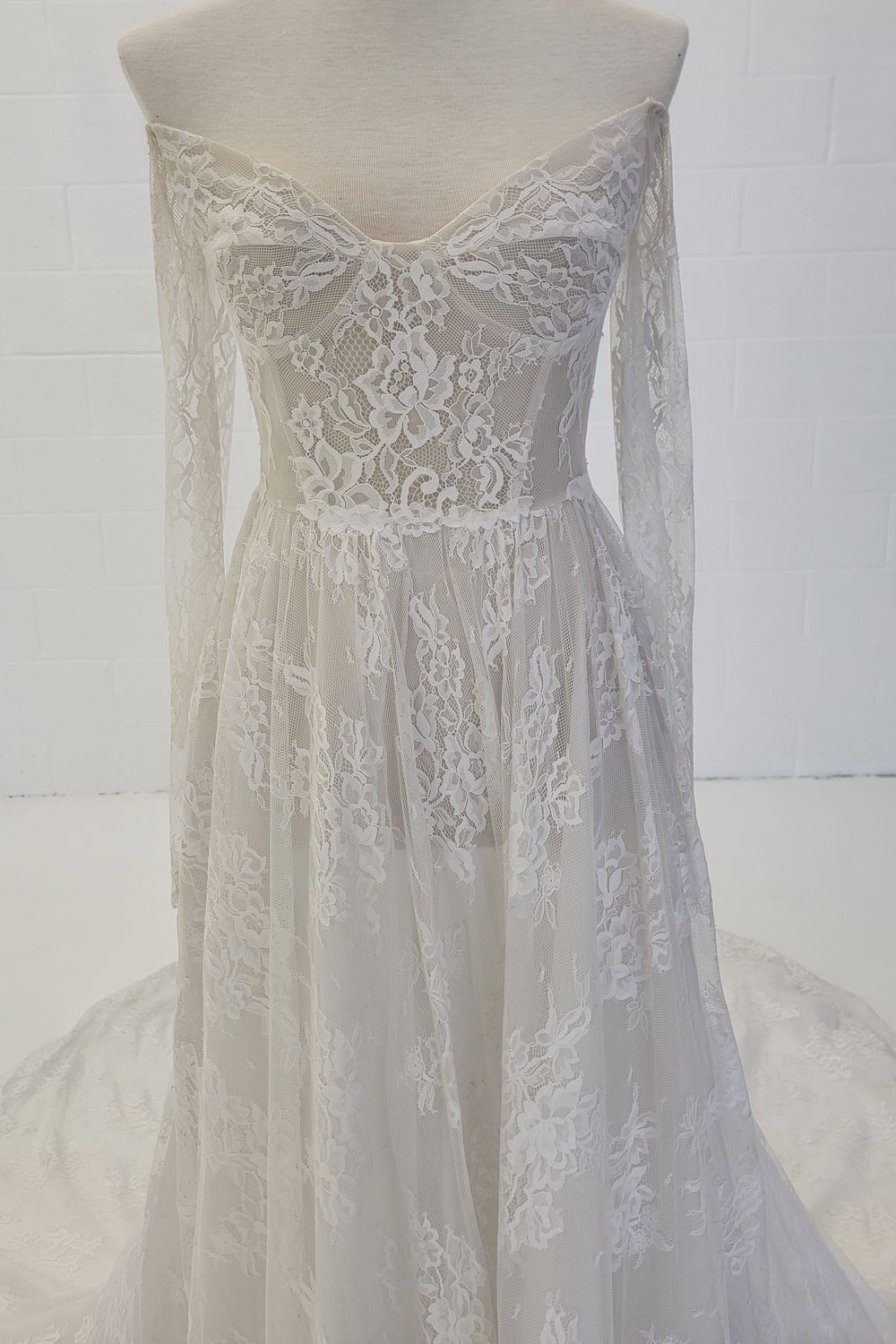 Flora Bridal Rene 3