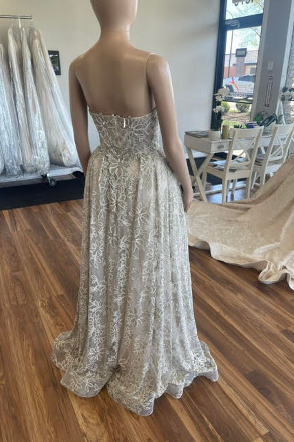 Pronovias Dhabia 9