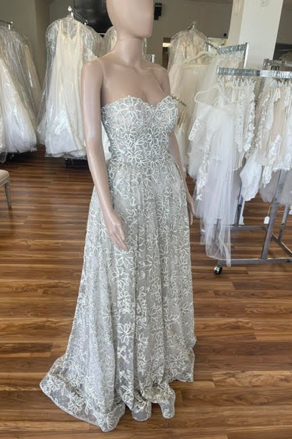 Pronovias Dhabia 4