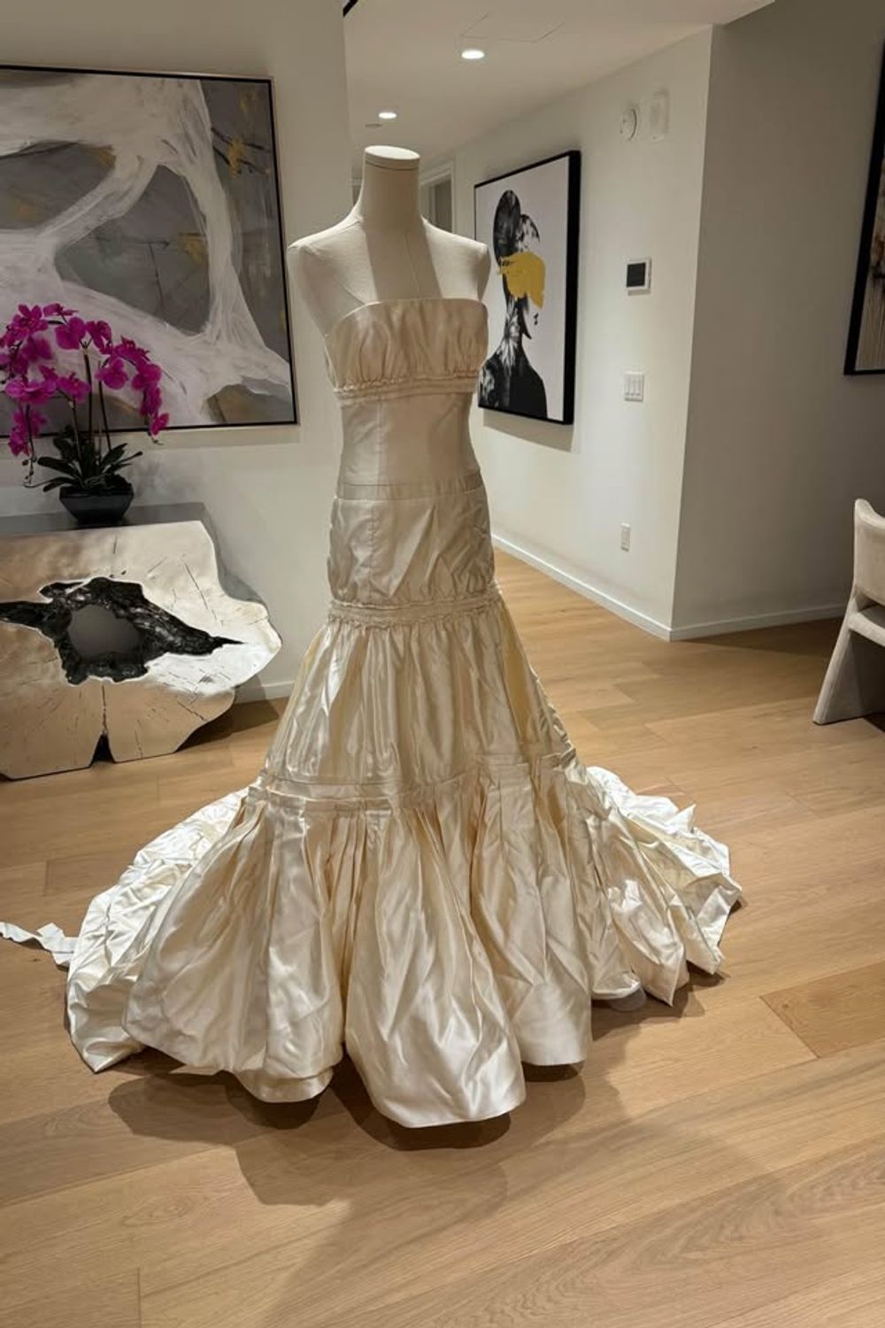 Vera Wang Bettina 2