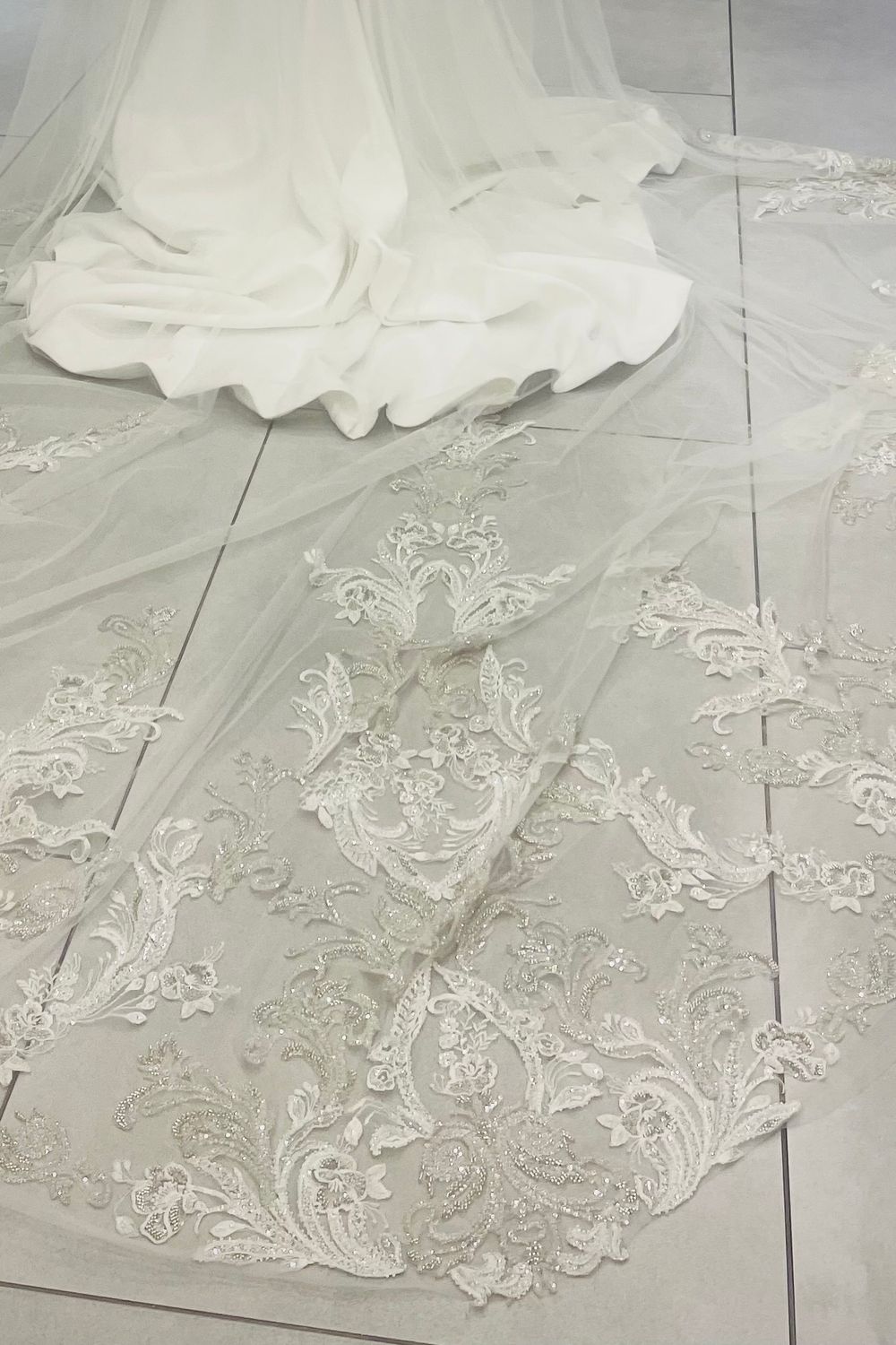 Allure Bridals DV04 3