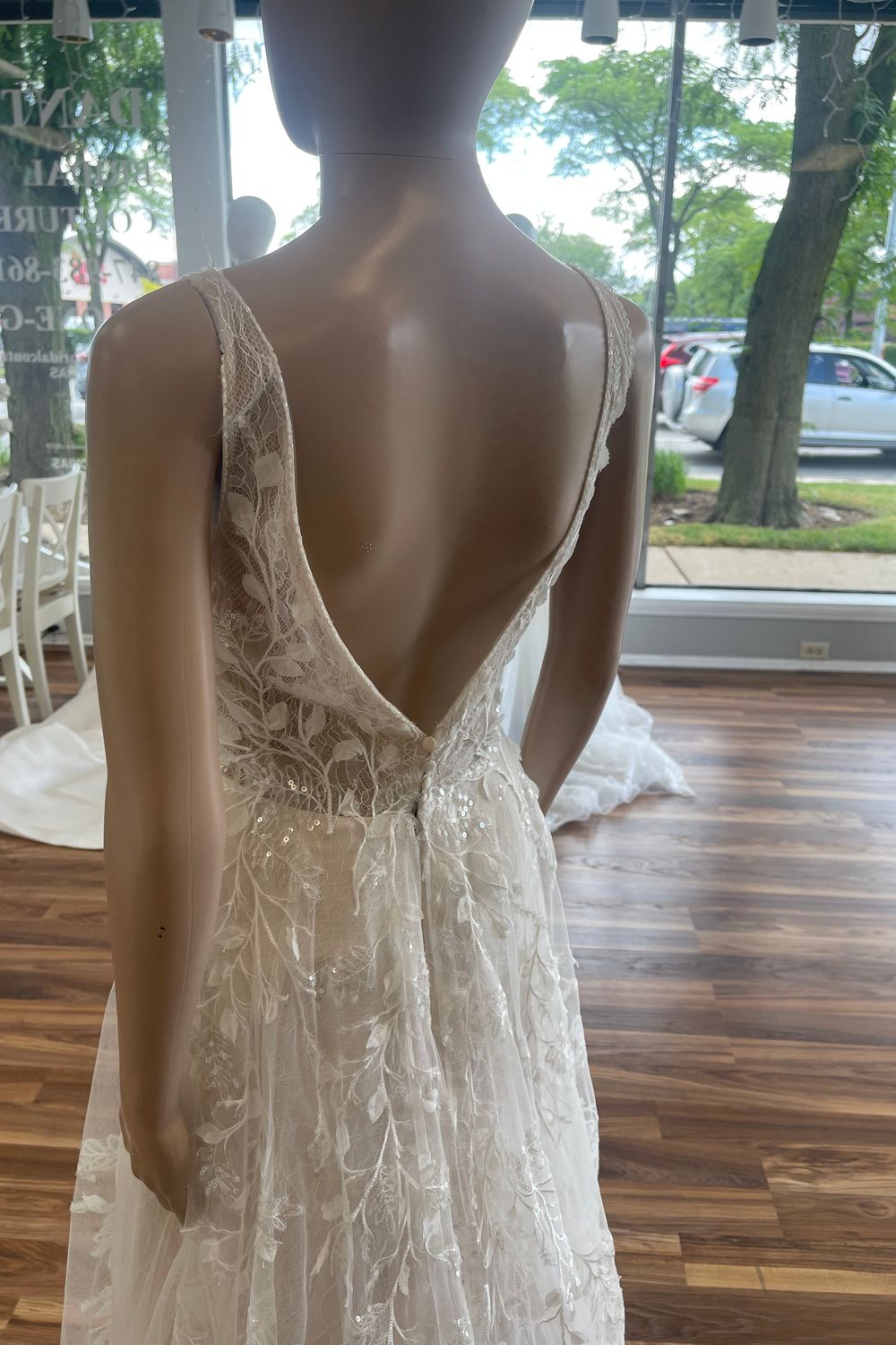 Pronovias Elara 10