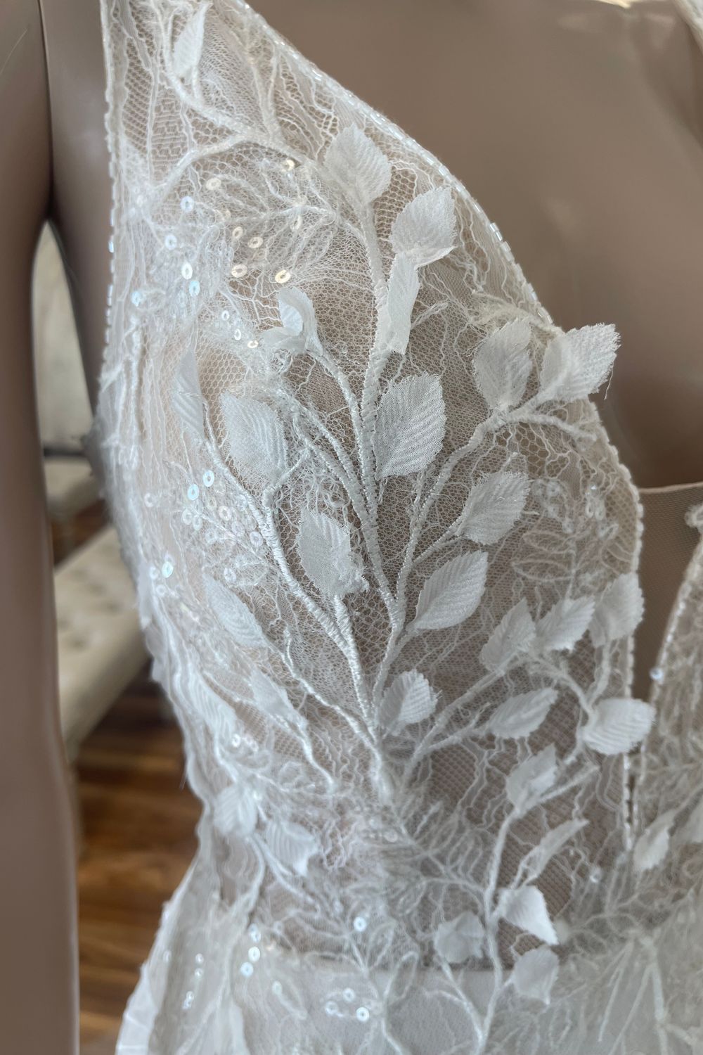 Pronovias Elara 6