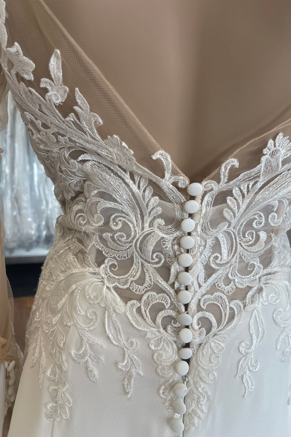 Pronovias Yushan 11