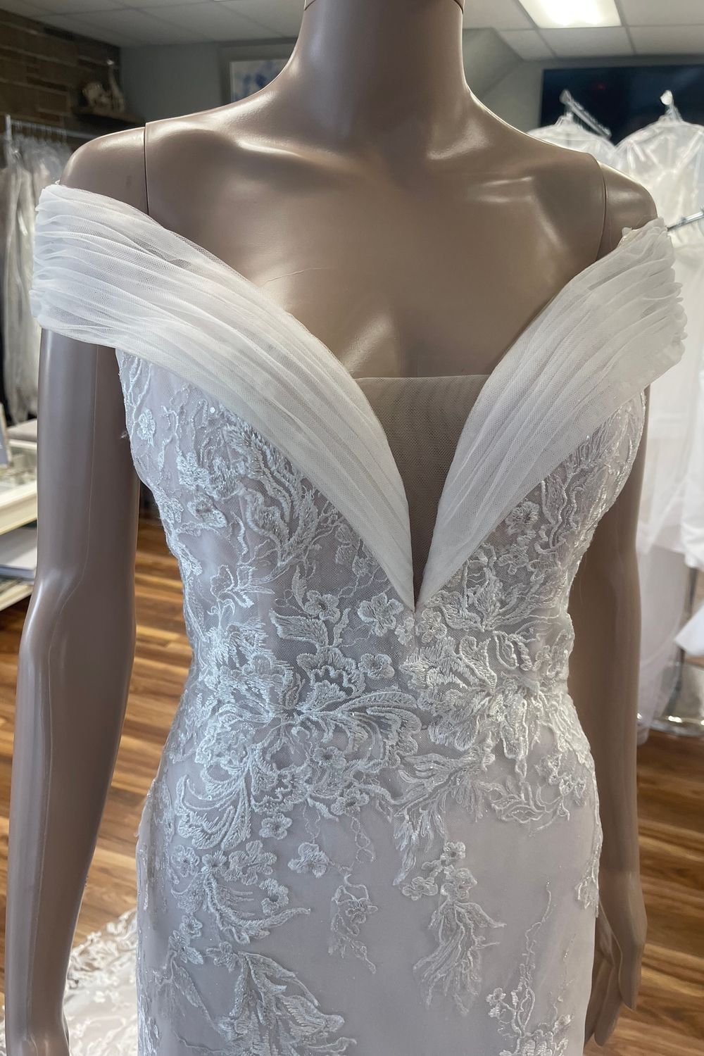 Pronovias Altair 4