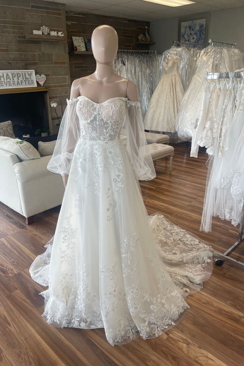 Pronovias Sakura 5