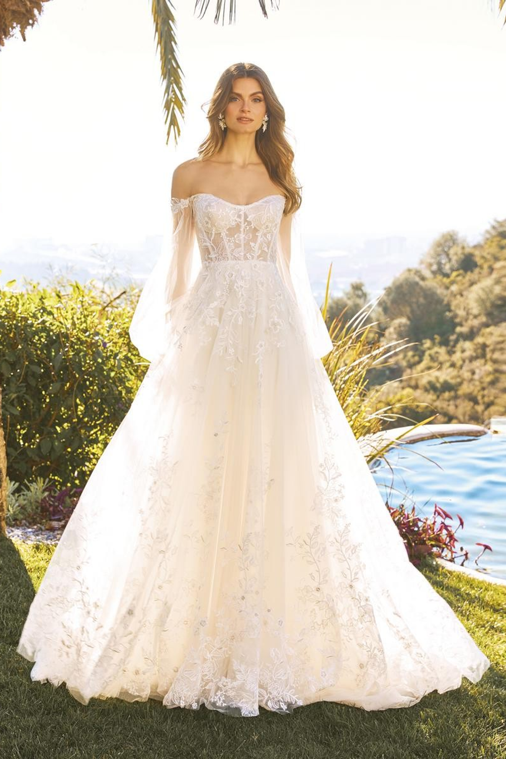 Pronovias Sakura 0