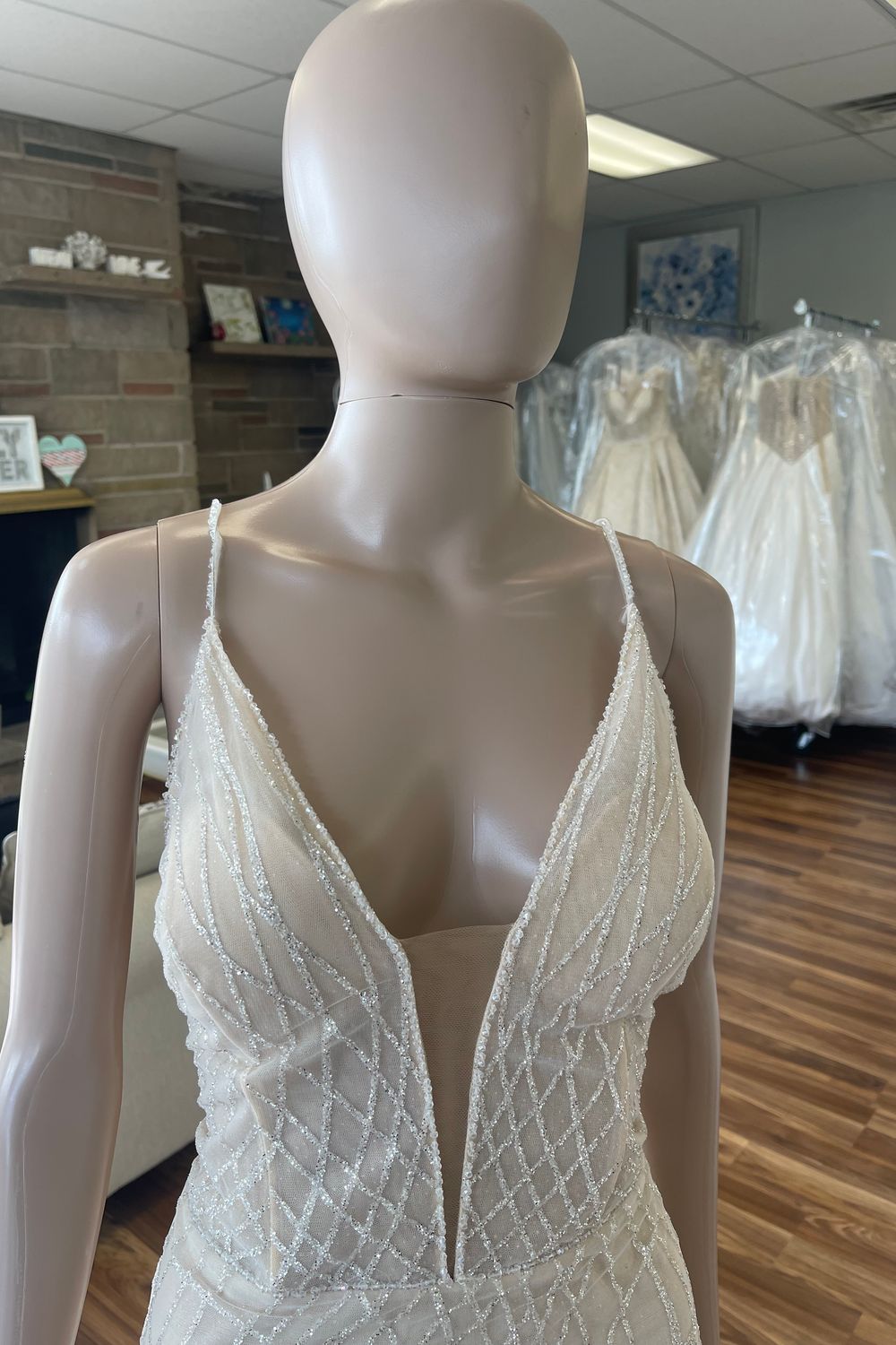 Pronovias Rihanna 5