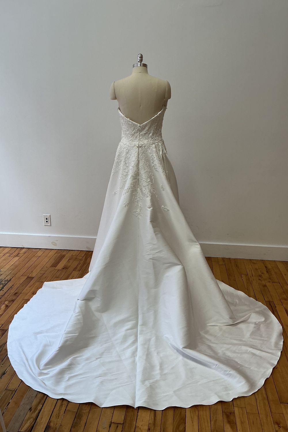 Tony Ward Cyclamen-Dress 3