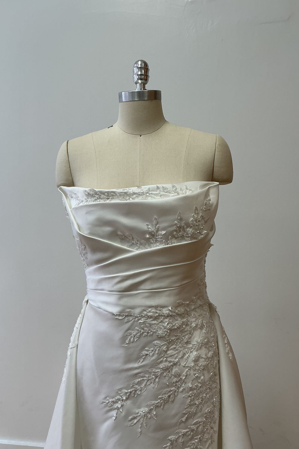 Tony Ward Cyclamen-Dress 2
