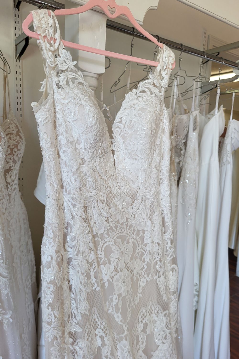 Enzoani Olive 5