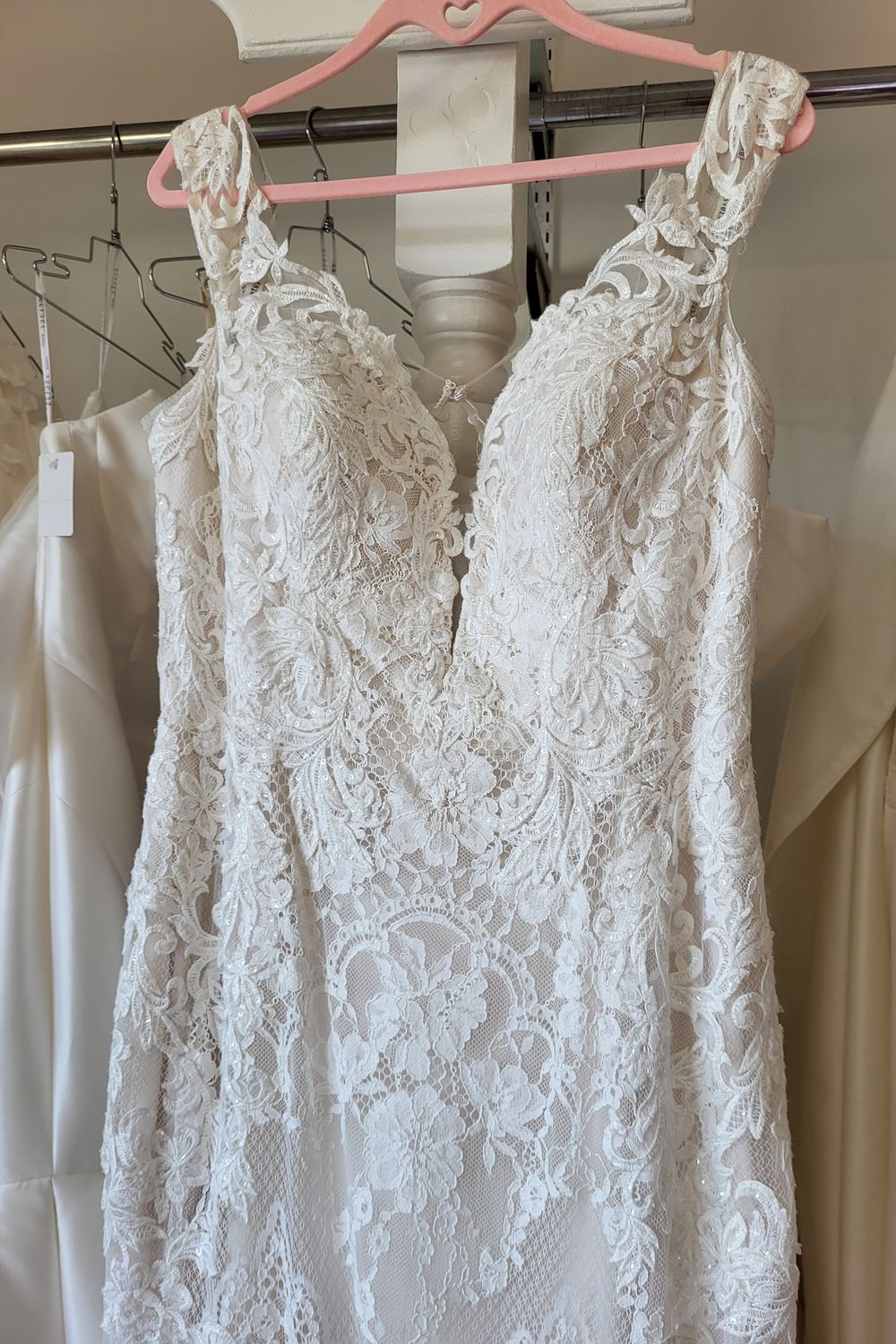 Enzoani Olive 4