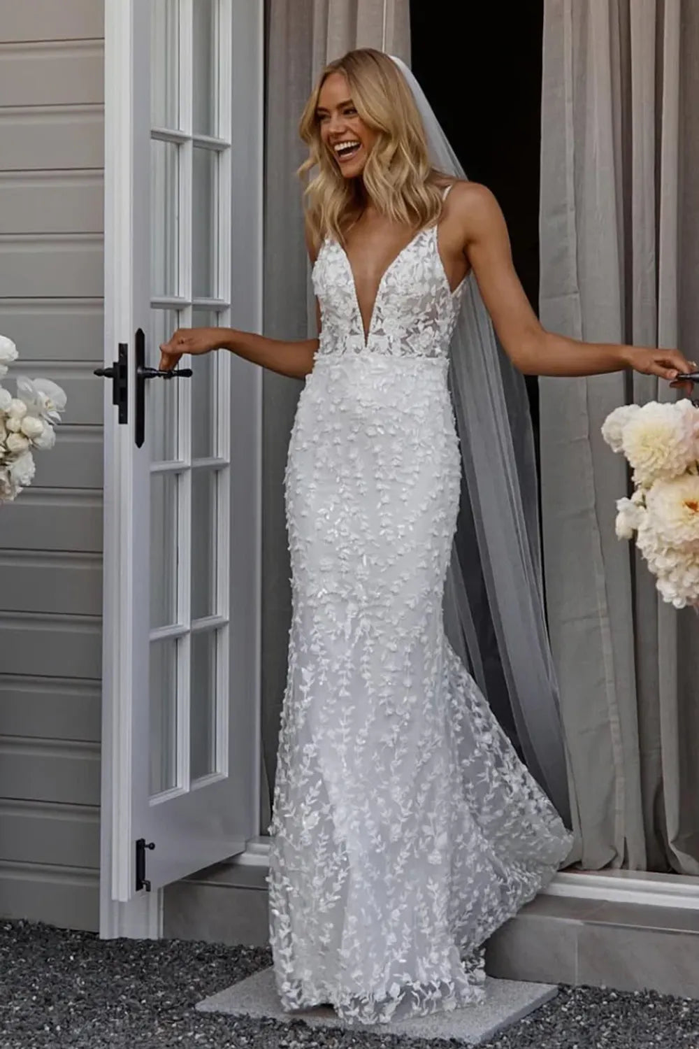 Never Worn Made With Love Elliott Wedding Dress