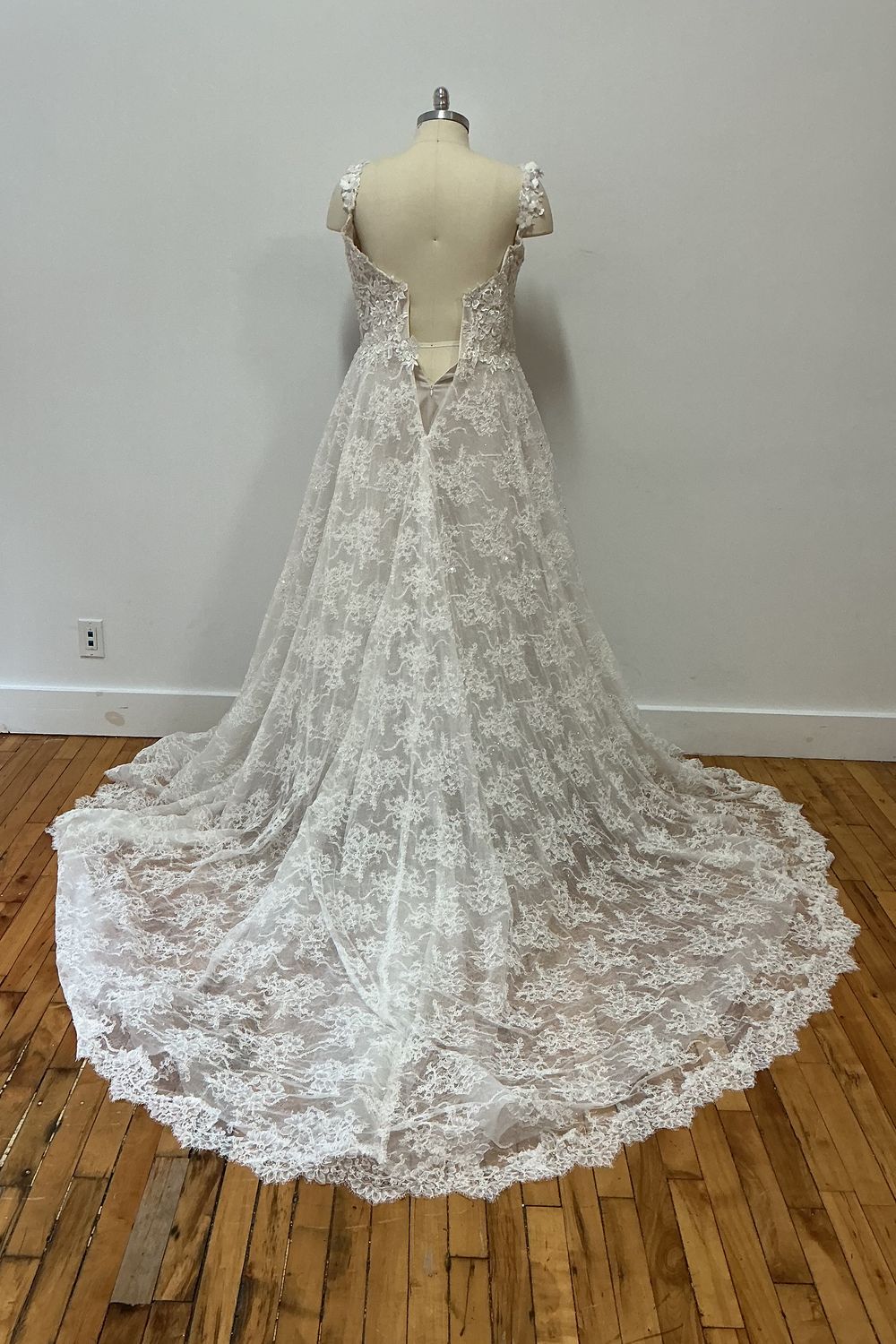 Eve of Milady 1599XS 3