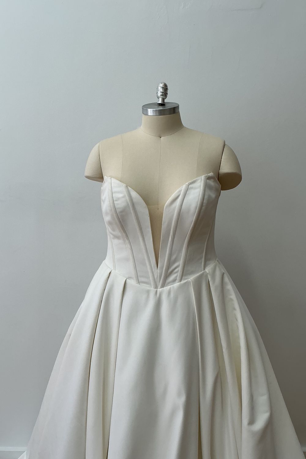 Maggie Sottero DerrickXS-A01 2