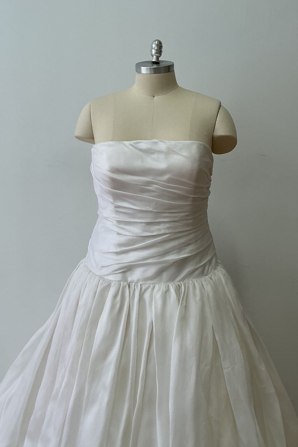 Nicole and Felicia NF089-XS 3