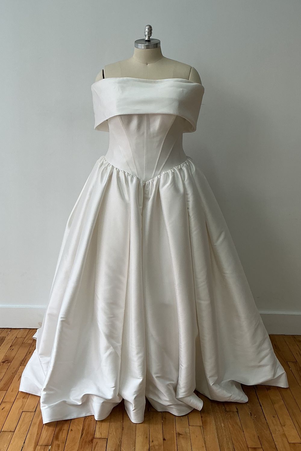 Randy Fenoli Irina-XS 2