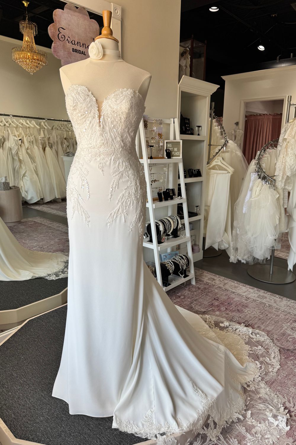 Pronovias Bale 3