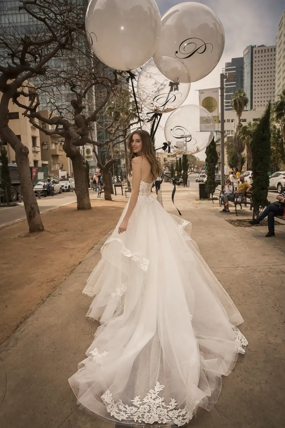 P BY PNINA TORNAI 2118 1
