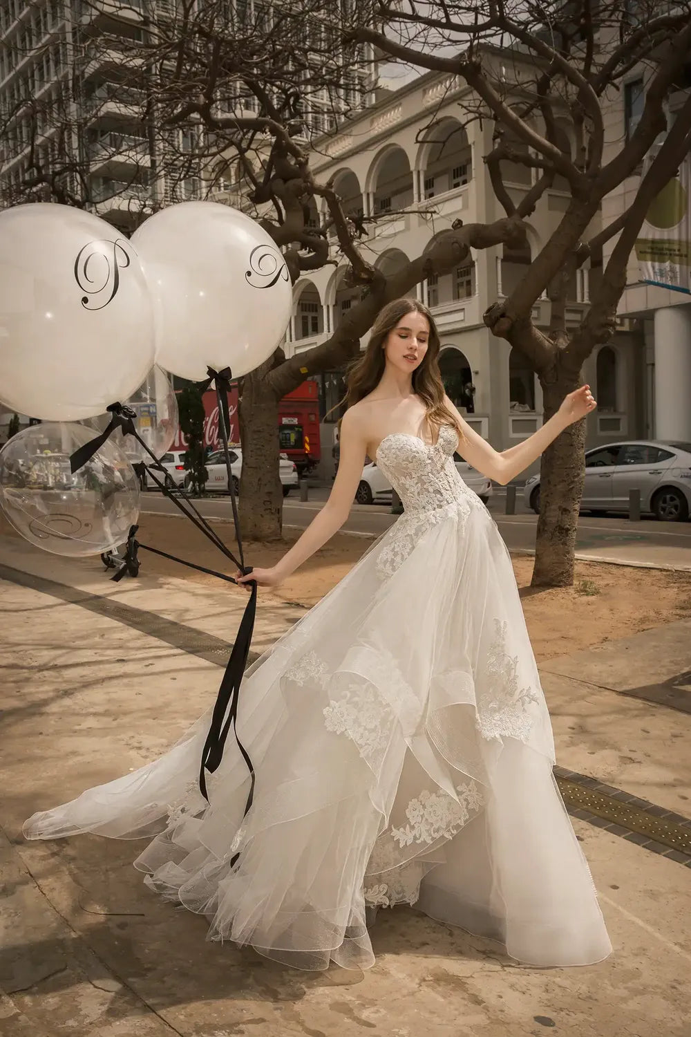P BY PNINA TORNAI 2118 0