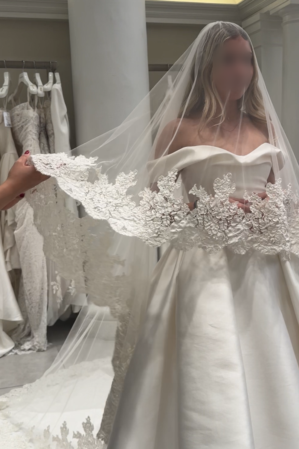 Alon Livne Niva with Veil 7