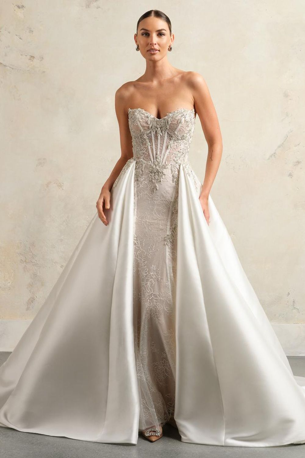 Maggie Sottero Almudena-train 0
