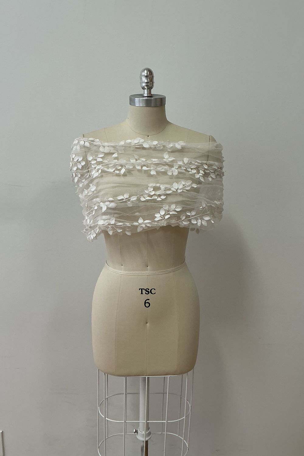 Anne Barge Confetti Wrap 1