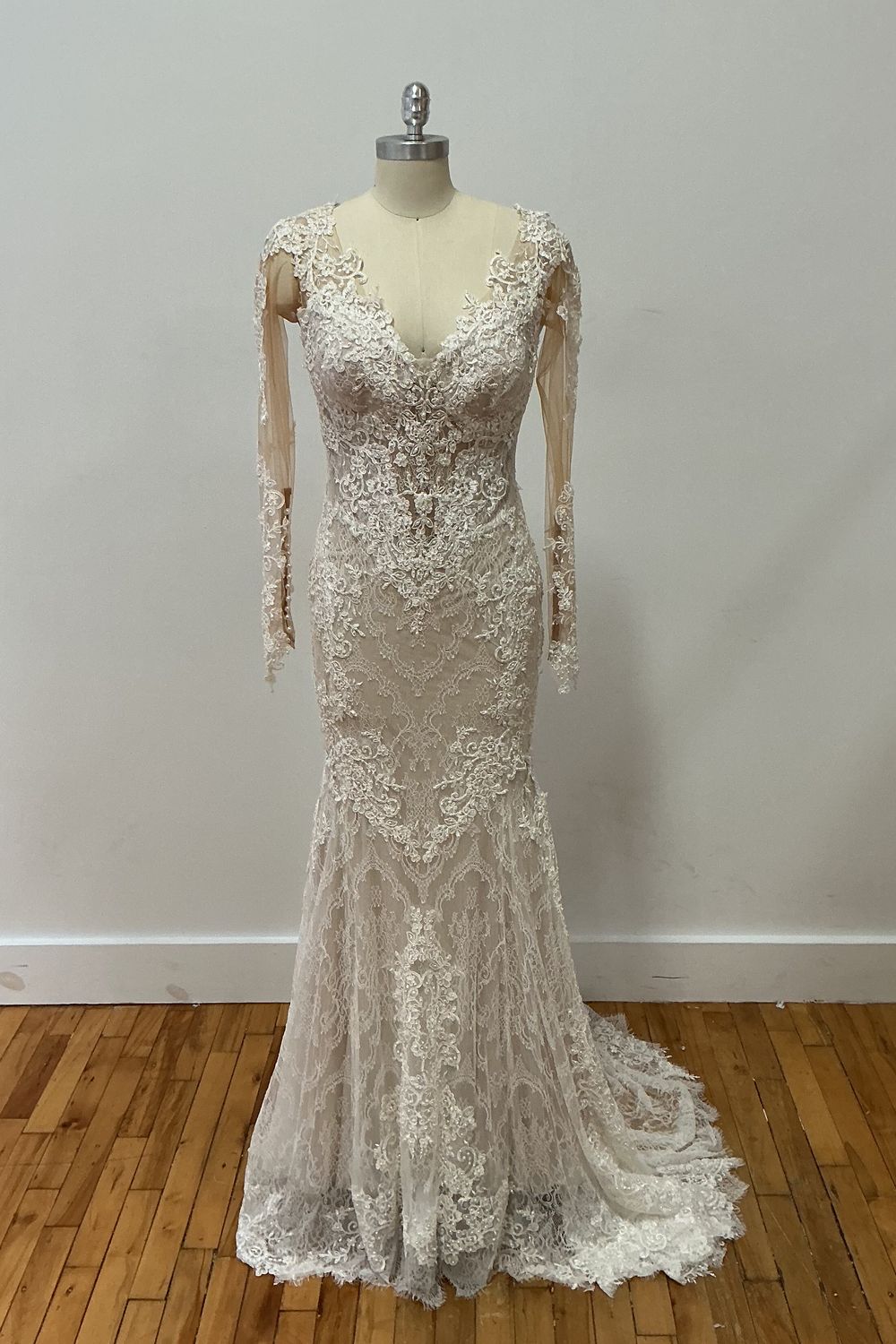 Pnina Tornai CustomBG 0