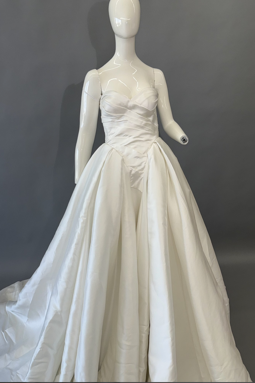 Leah Da Gloria Custom 1
