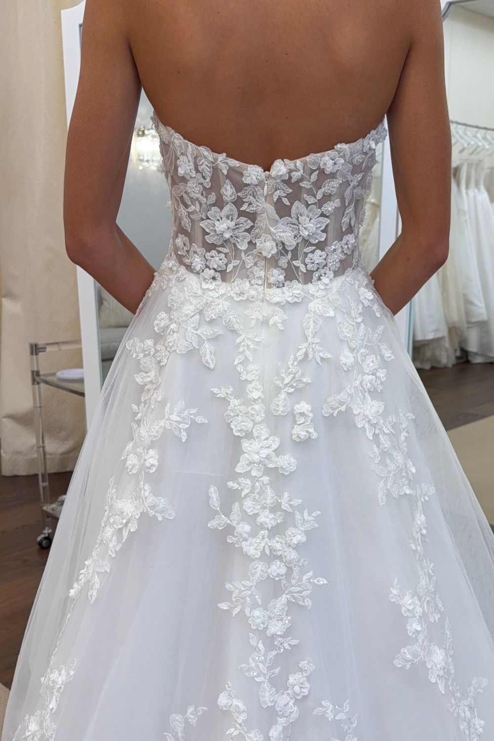 Casablanca Bridal 2570 Dahlia 3