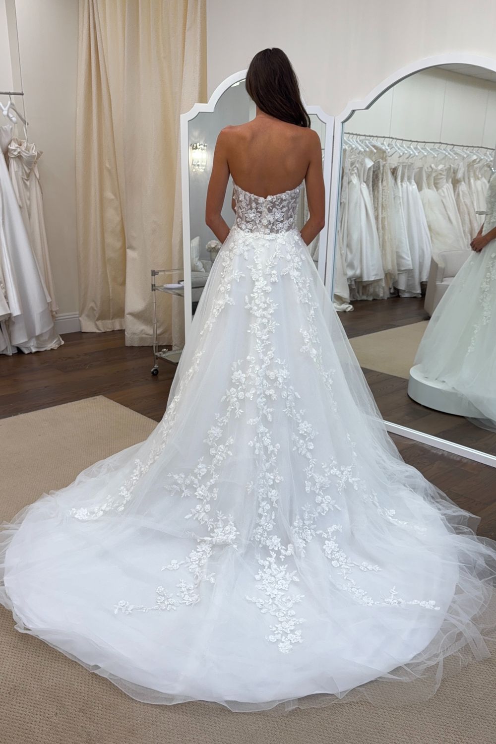 Casablanca Bridal 2570 Dahlia 1