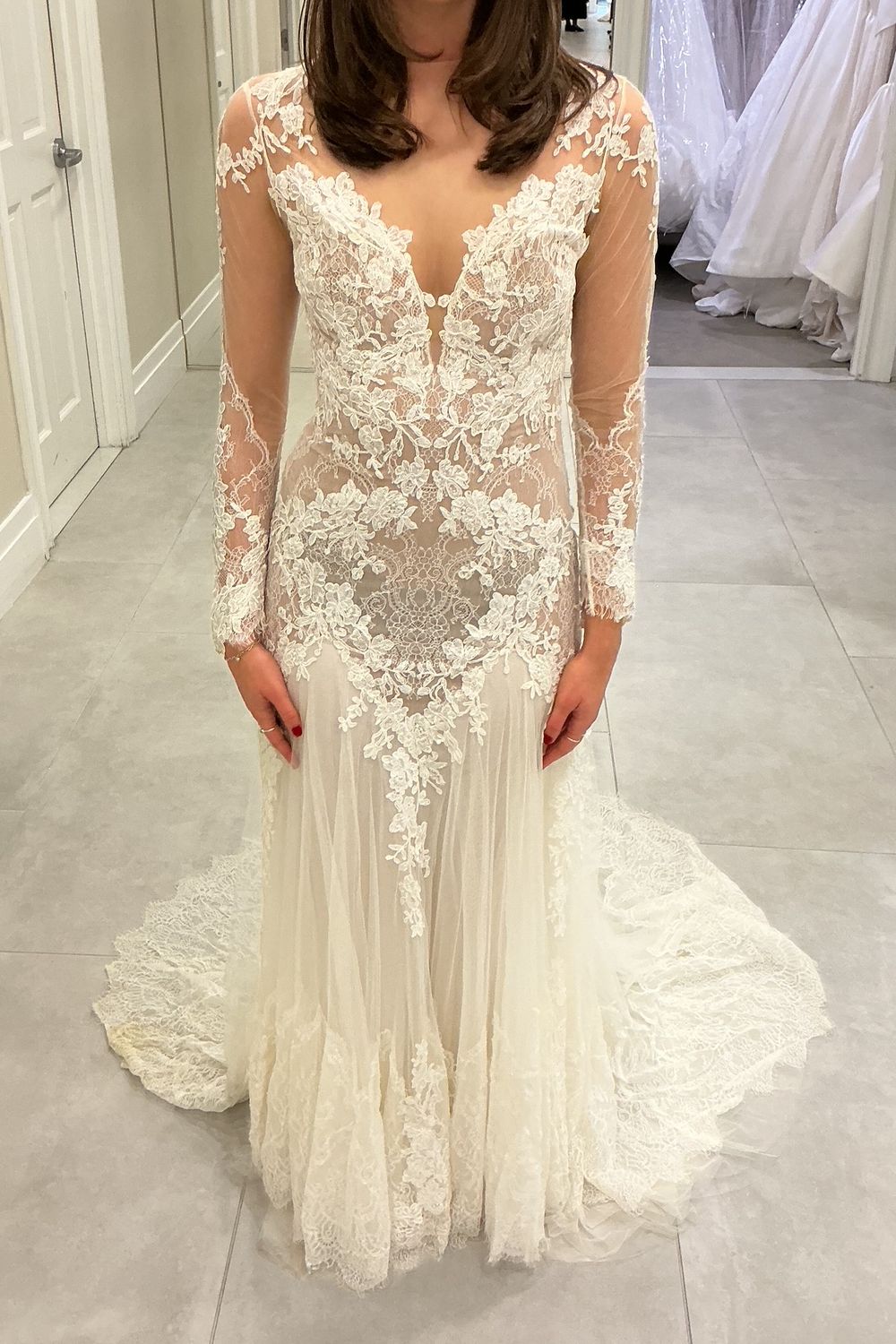 Pnina Tornai 4326 with Veil 2
