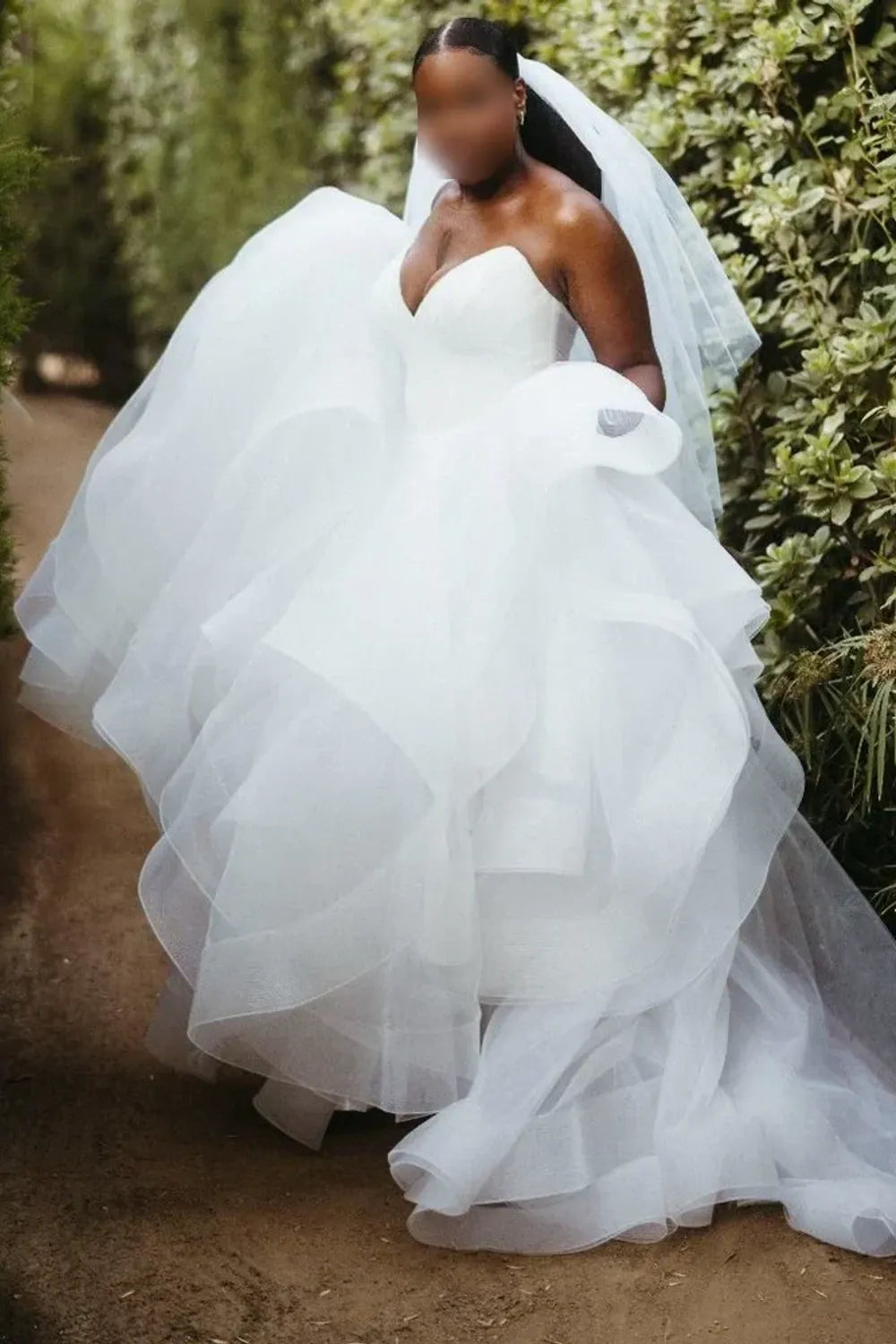 Love by Pnina Tornai 33118050 2