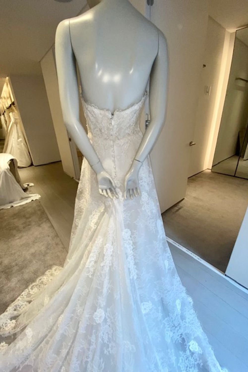 Monique Lhuillier Monique Lhuillier Eva 4
