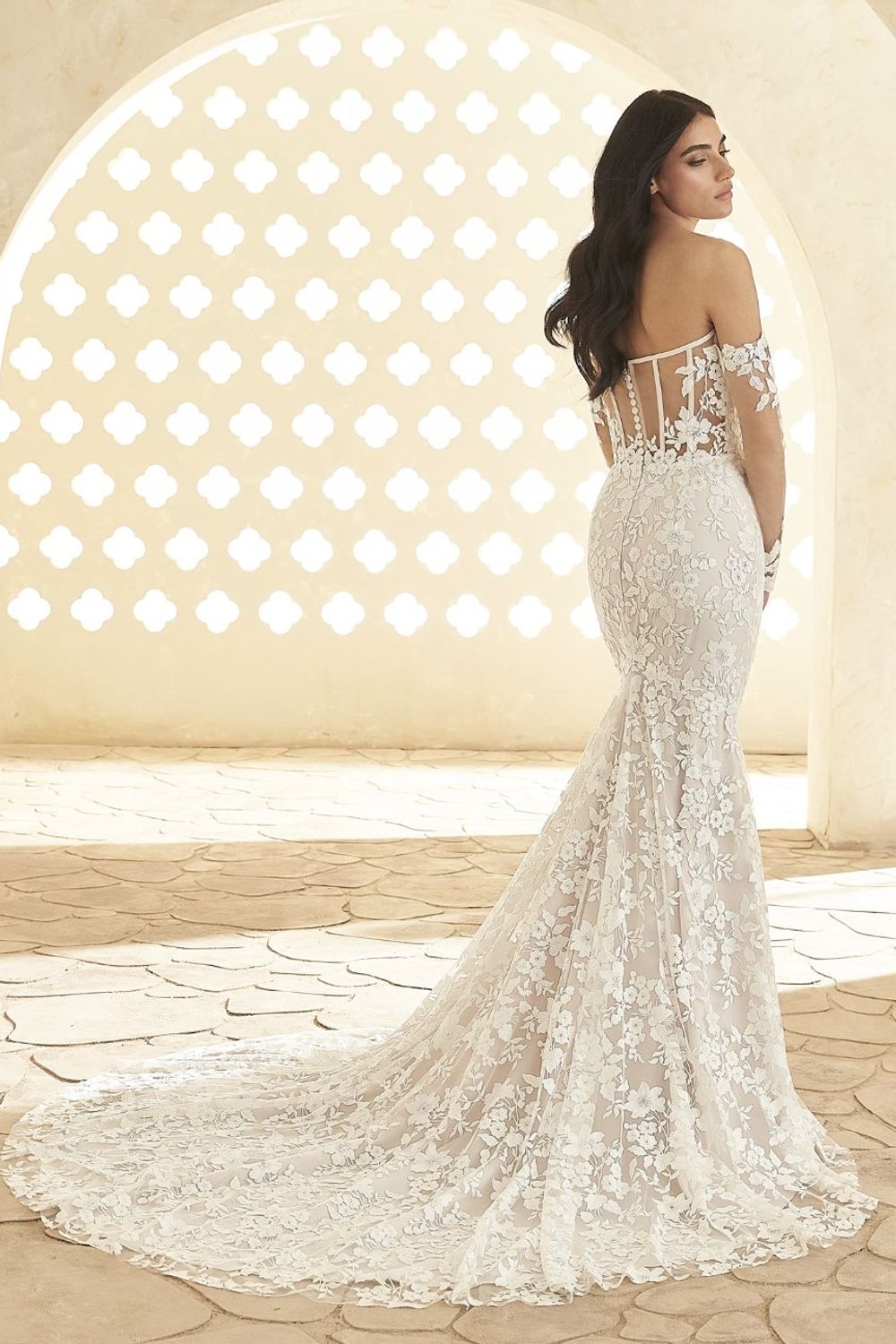 Paloma Blanca 5009 3