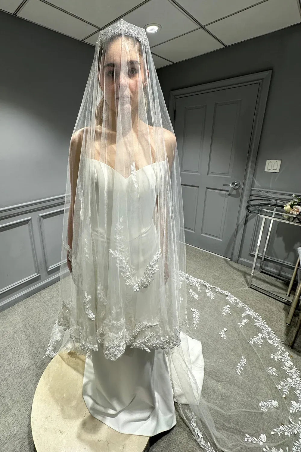 Christie Lauren HYDRAVL162 Veil and MANTUATIA Headpiece 7