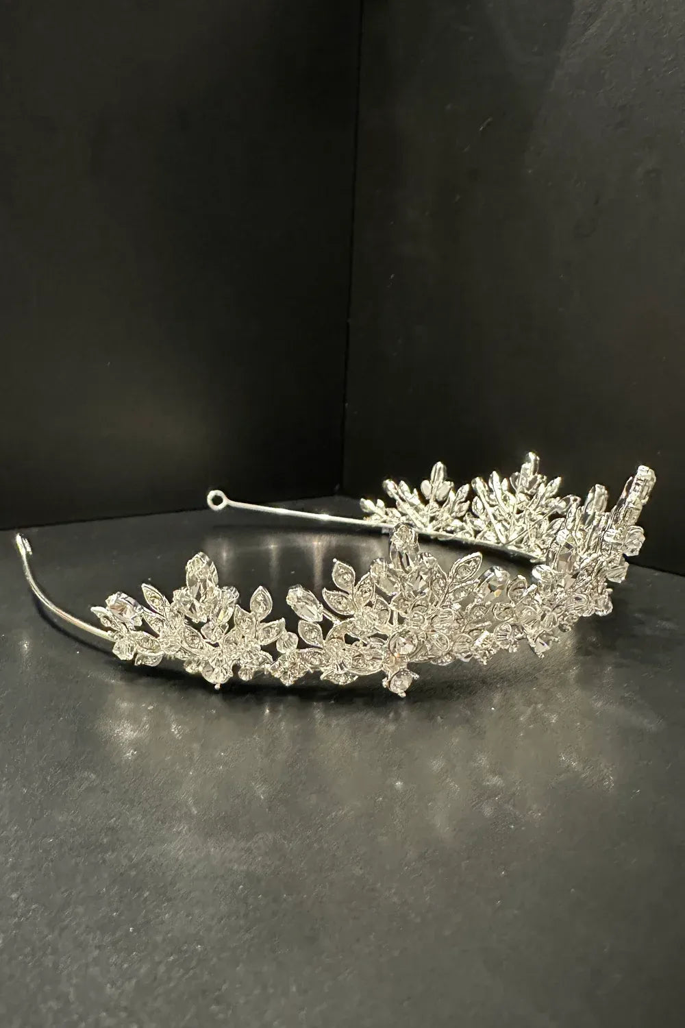 Christie Lauren HYDRAVL162 Veil and MANTUATIA Headpiece 7