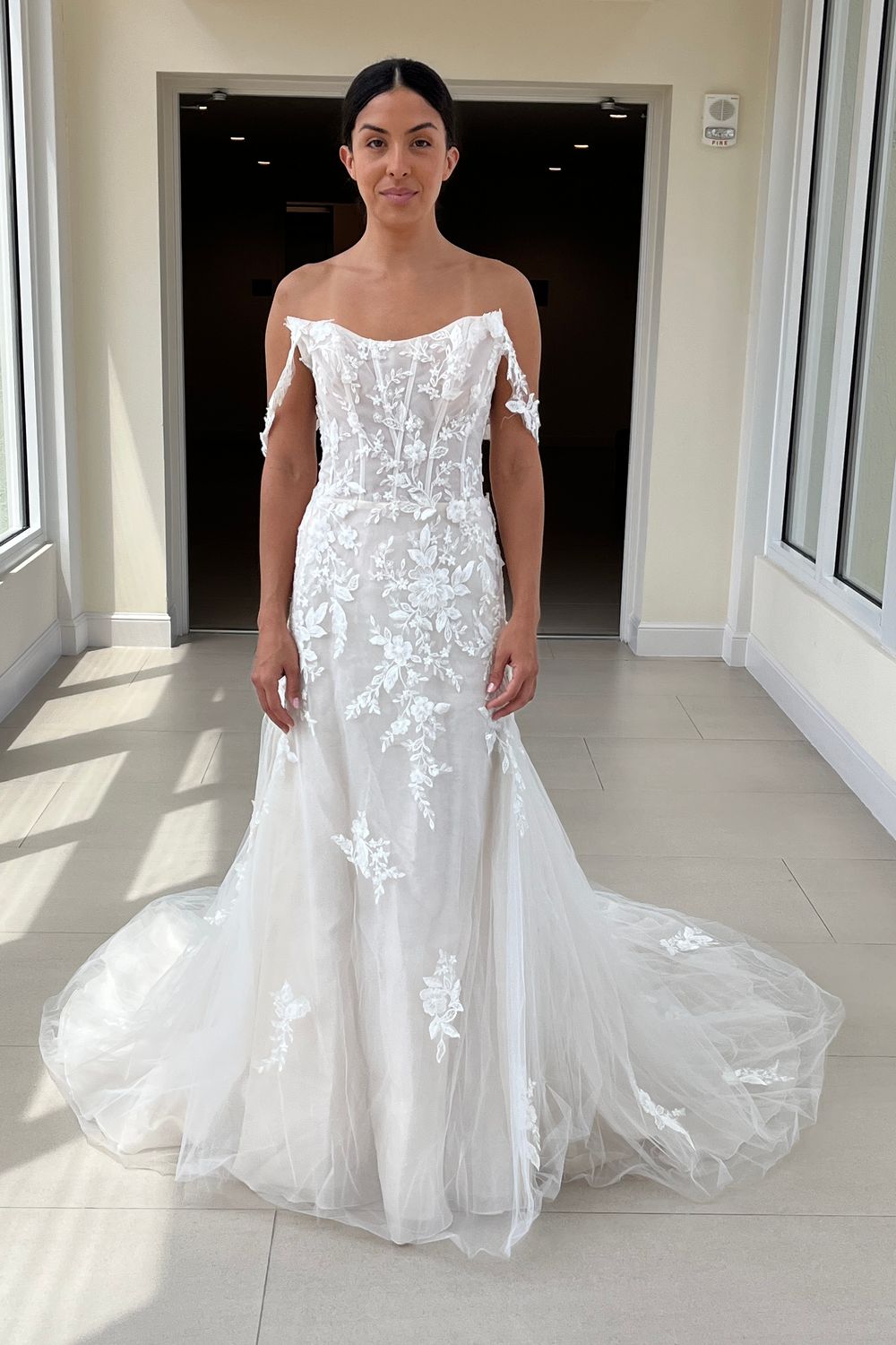 Ines Di Santo Marz with Veil 8